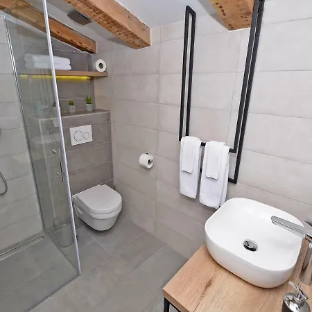 Konukevi Luxury Prestige Palace 4*