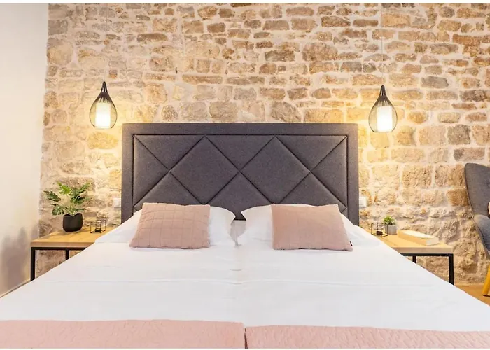 Luxury Prestige Palace